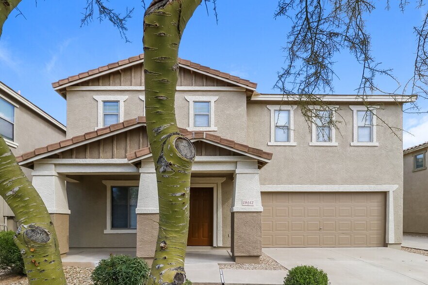 Primary Photo - 18442 W Dawn Dr