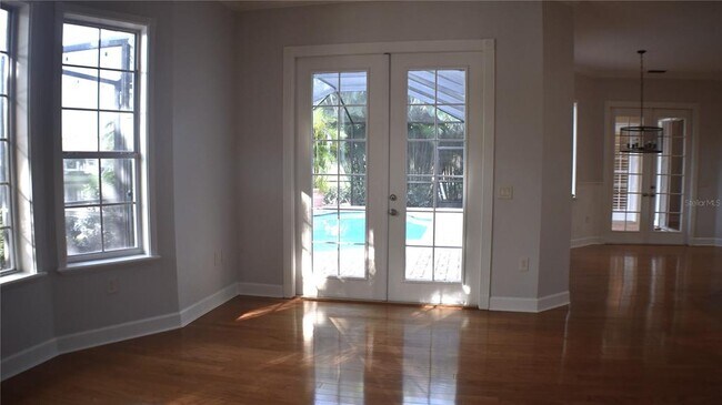 Building Photo - 4910 Old Creek Dr