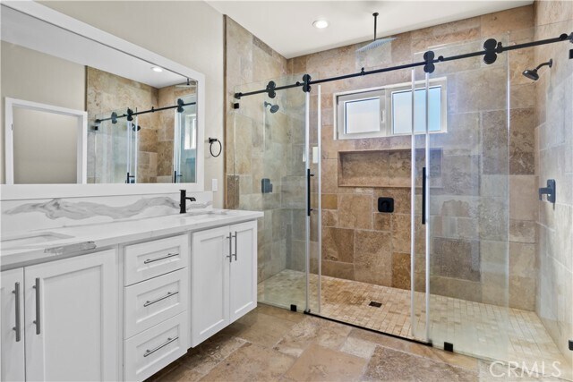 Building Photo - 993 Rancho Rd