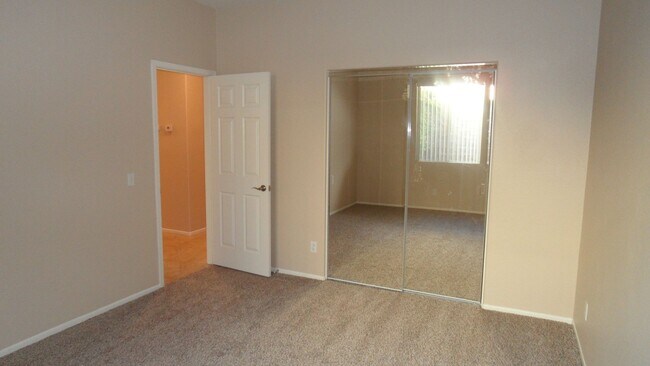 Building Photo - Single Story 4 BR 2.5 BA  Home On Cul-de-sac With 3 Car Attached Garage