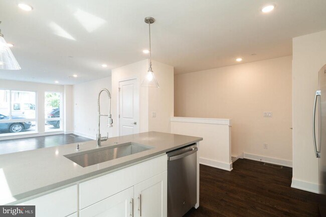 Building Photo - 1429 Germantown Ave