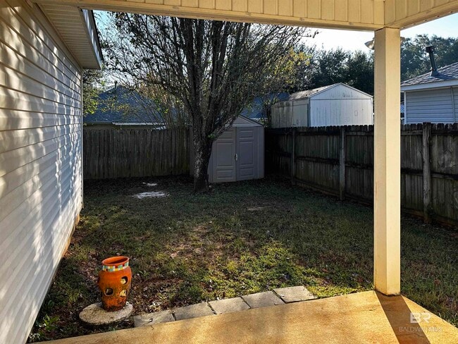 Building Photo - 611 Westchase Ct N