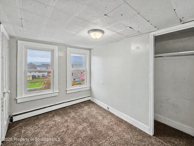 Building Photo - 109 Penn St
