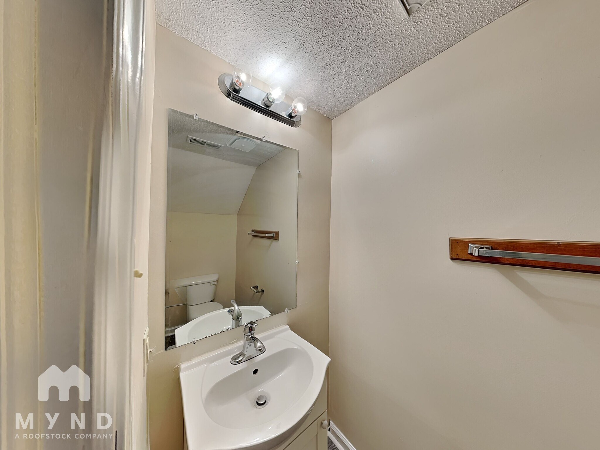 Building Photo - 1501 Gorman St