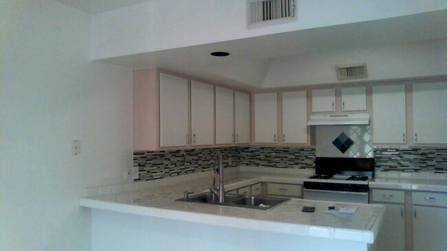 Non age restricted townhome available V... - Non age restricted townhome available    V...