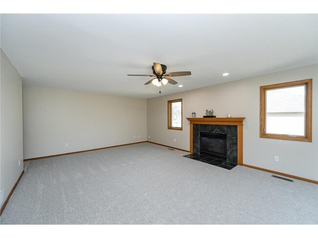 Building Photo - 2511 Mayowood Ln SW
