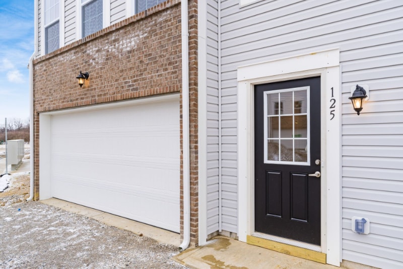 Building Photo - 2719 McHenry Dr