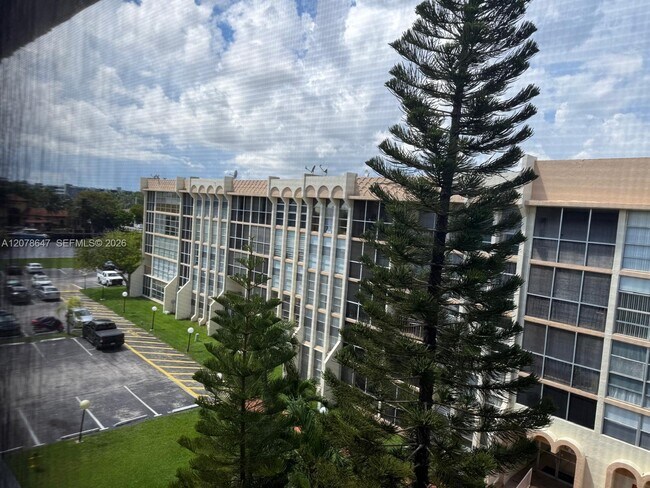 Building Photo - 851 Three Islands Boulevard