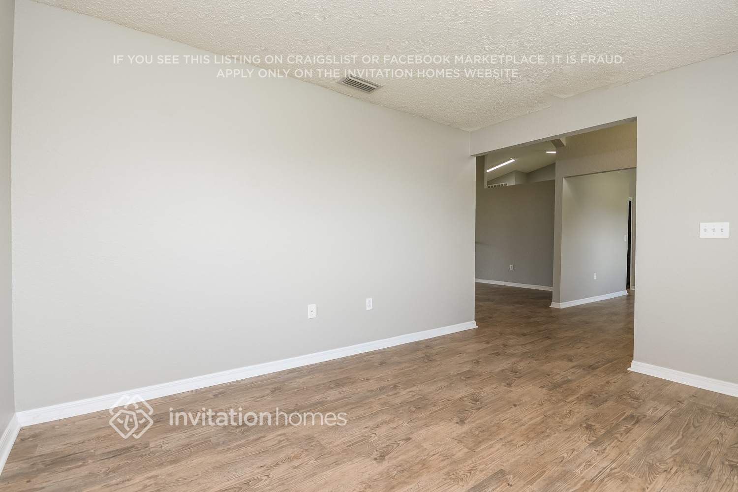 Building Photo - 331 Cloverdale Rd