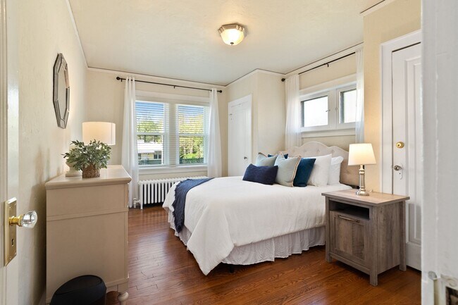 Building Photo - West Park