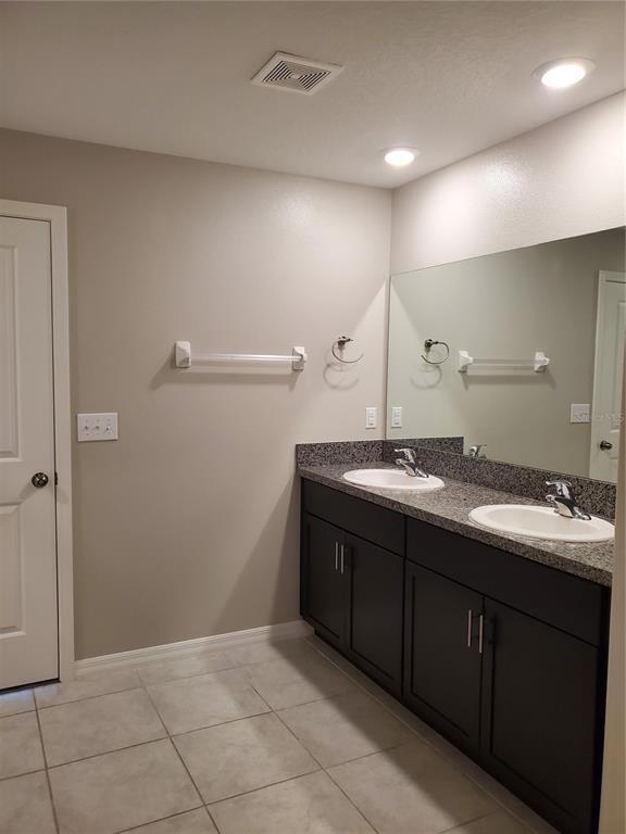 Building Photo - 5687 Keaton Springs Dr