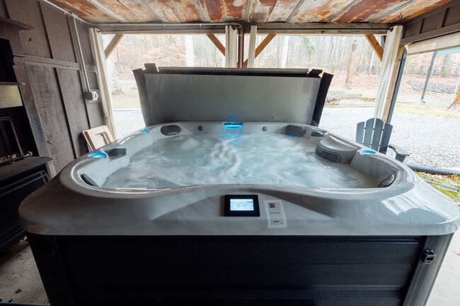 Building Photo - 521 Baywood Dr