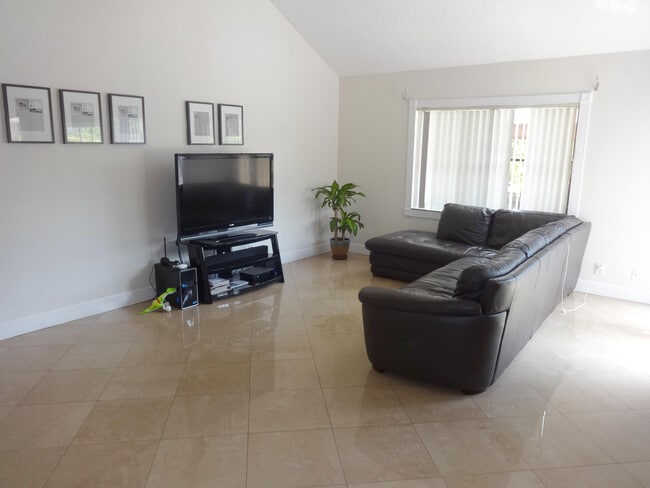 Building Photo - 22442 Sea Bass Dr