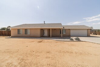 Building Photo - 21148 Rosewood St