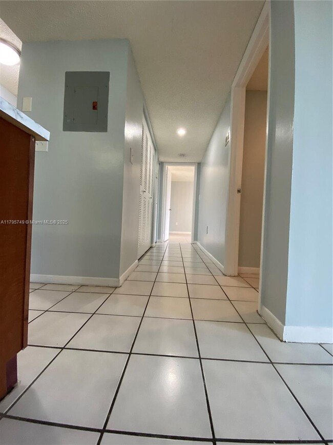 Building Photo - 8560 SW 212th St