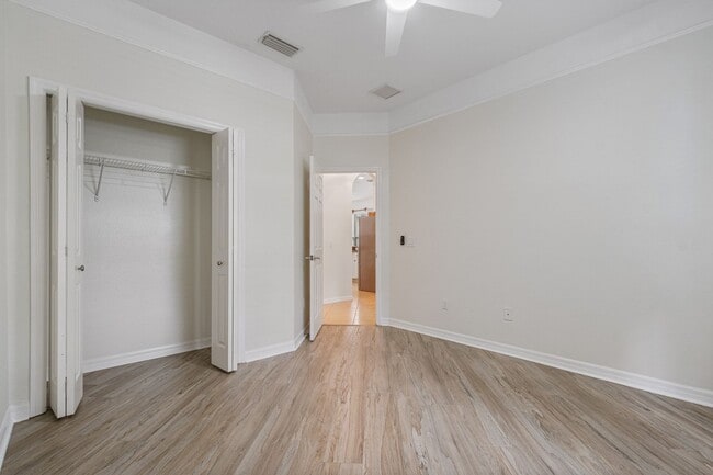 Building Photo - 6451 New Independence Pkwy