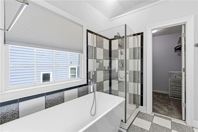 Building Photo - 374 Ivy Glen Cir