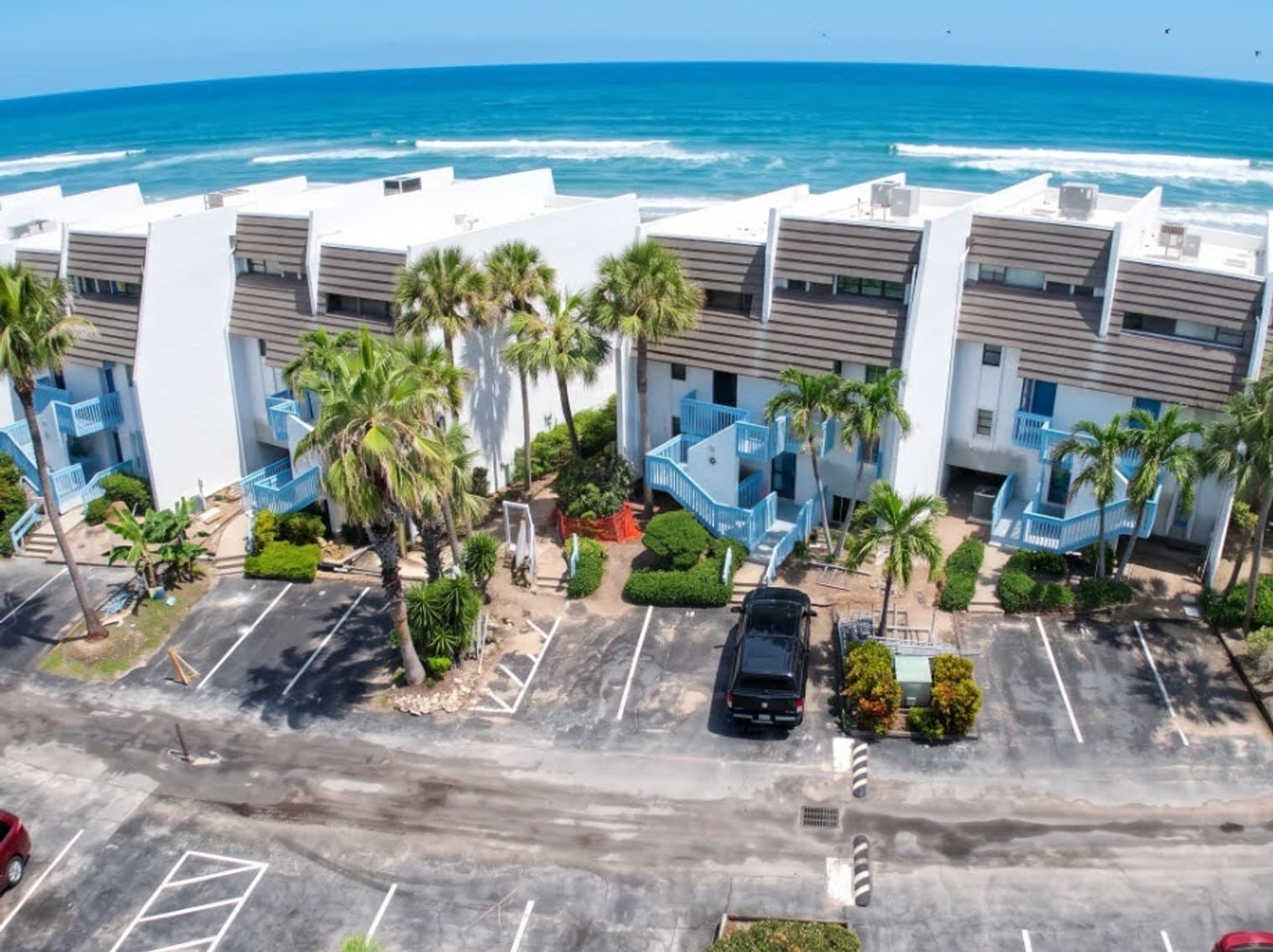 Building Photo - 11000 S Ocean Dr
