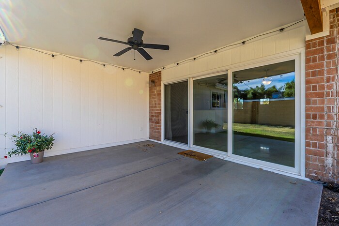 Building Photo - 5201 N 18th Pl