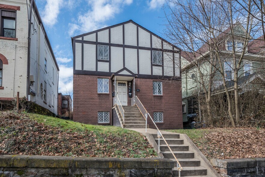 Building Photo - 3551 California Ave