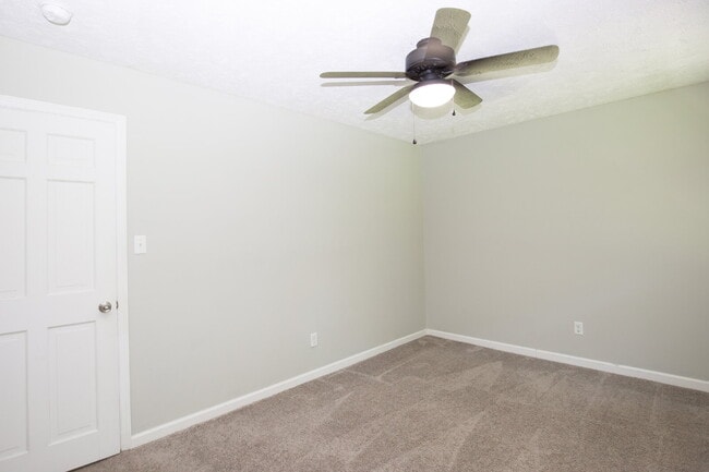 Building Photo - Southern Pines Retreat: Cozy 3-Bedroom Hom...