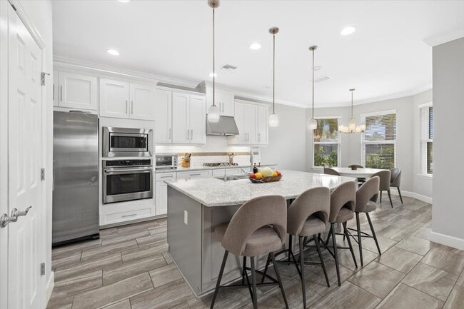 Building Photo - 5954 Anise Dr