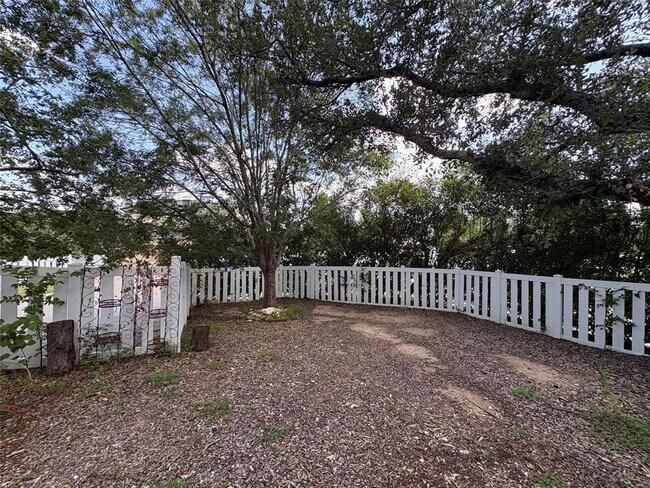 Building Photo - 800 Bull Creek Pkwy