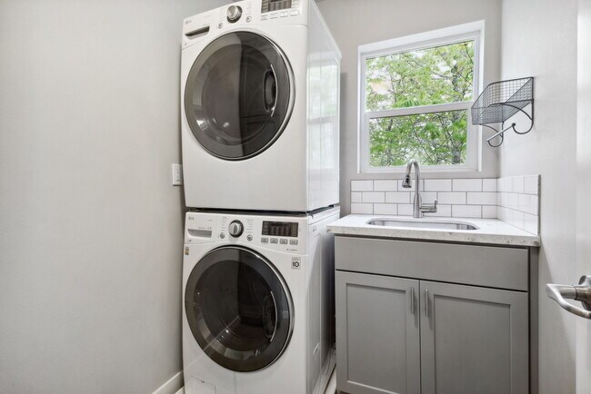 Building Photo - 7923 161st Street Ct E