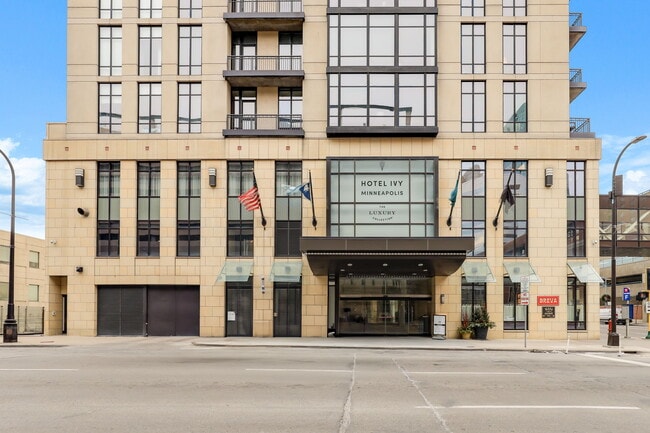 Building Photo - 201 S 11th St