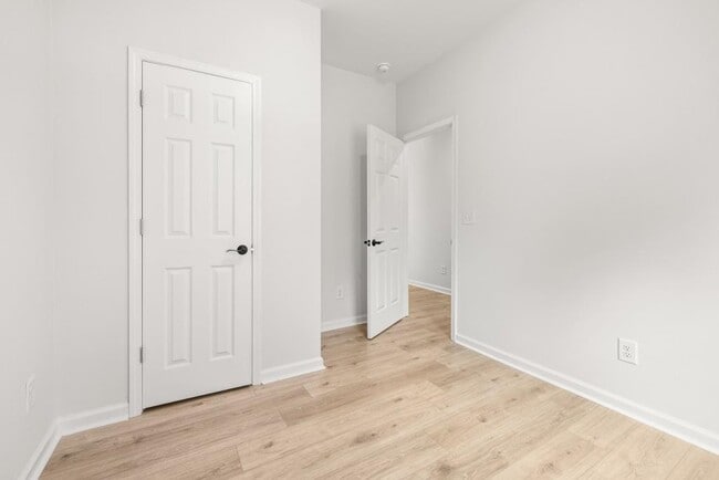 Building Photo - 4400 Ross Estates Ct SW