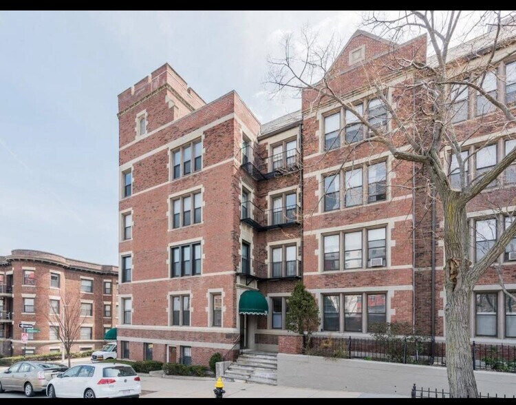 Building Photo - 1480 Commonwealth Ave