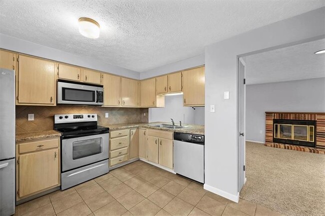 Building Photo - 1101 Timberglen Dr