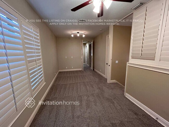 Building Photo - 6270 Parmeron Ln