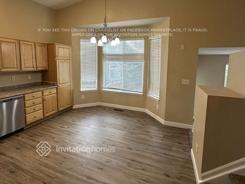 Building Photo - 10671 Cherrybrook Cir