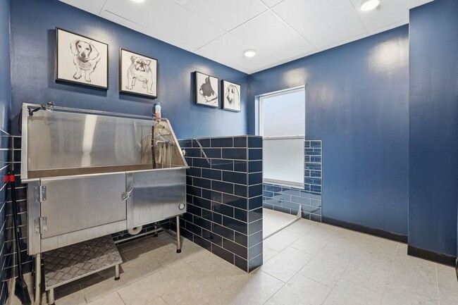 Building Photo - 21950 Garganey Ter