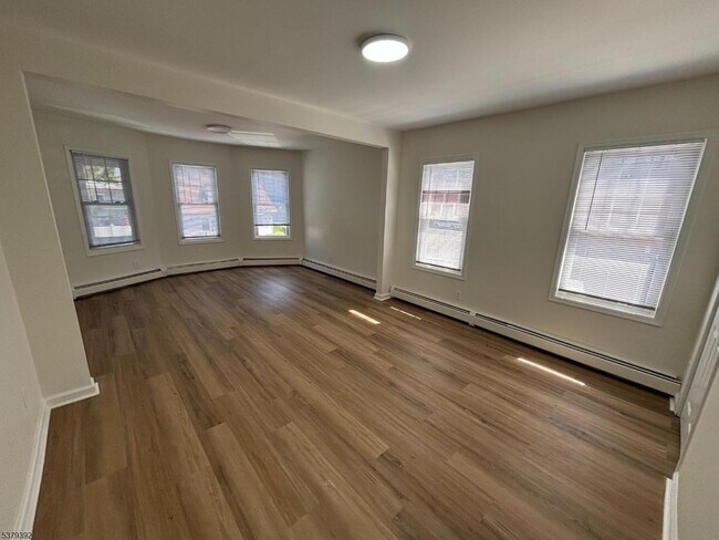 Building Photo - 43 Stager St