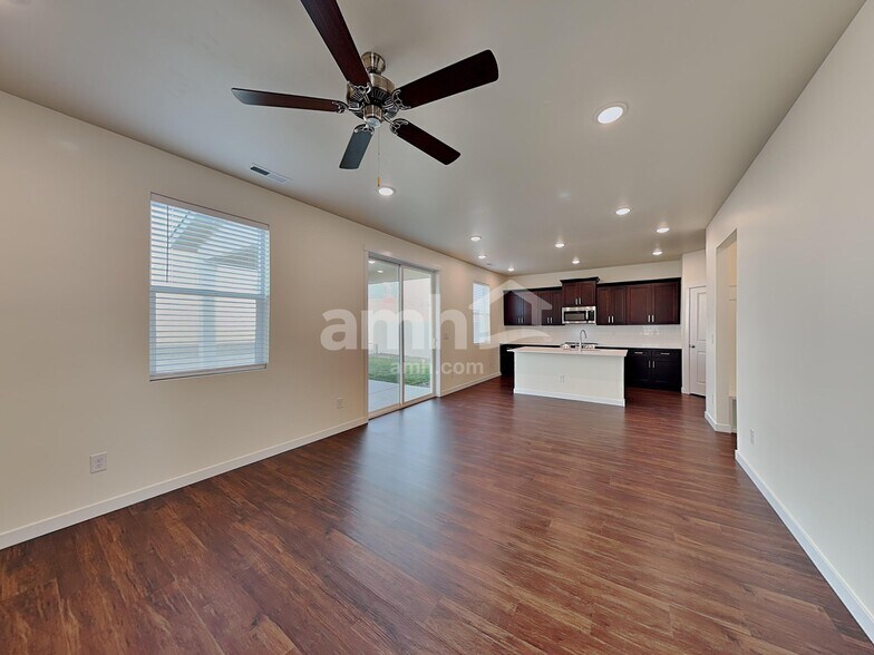 Building Photo - 9486 W Bowie Ct