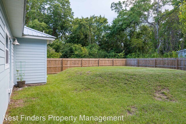 Building Photo - 2 br, 2 bath House - 461 Herbert Street