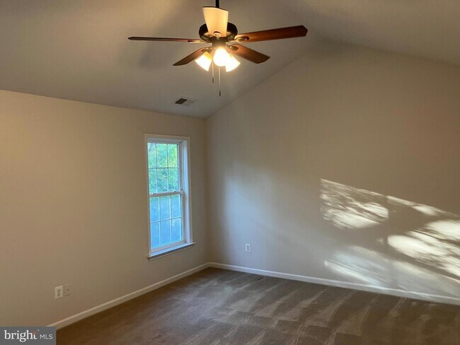 Building Photo - 5622 Arrowfield Terrace