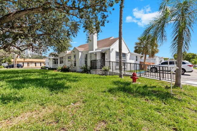 Building Photo - 699 S Federal Hwy