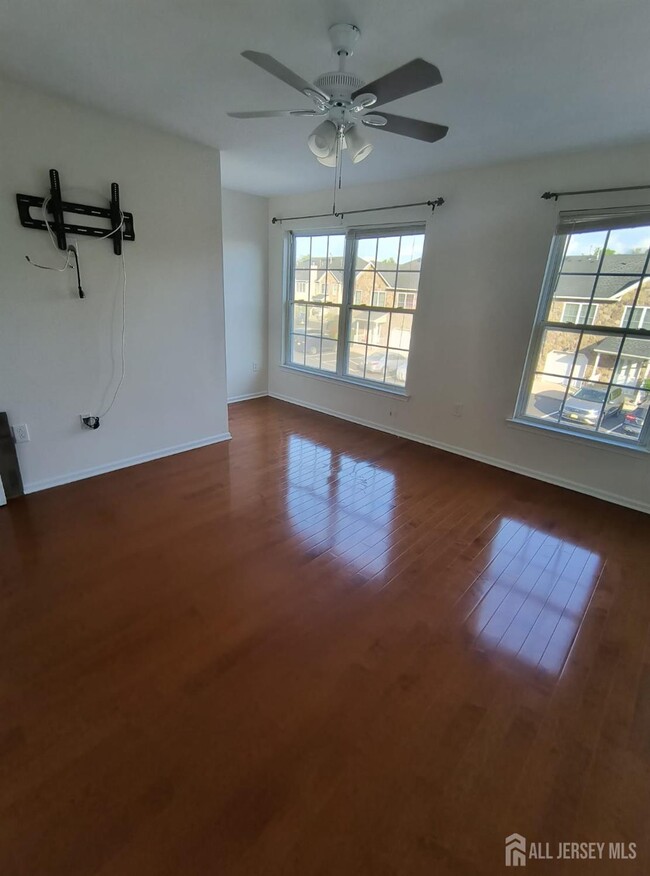 Building Photo - 89 Chariot Ct