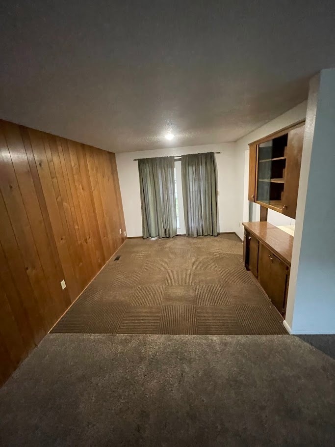 Building Photo - 9917 N Waikiki Rd