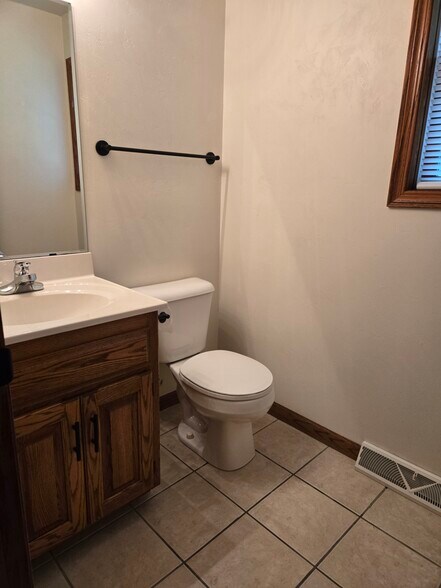 Building Photo - W3132 Glenbrooke Ct