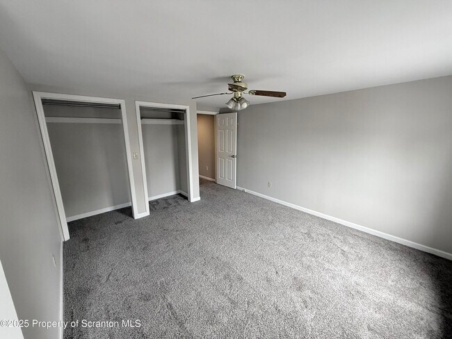 Building Photo - 505 Cayuga St