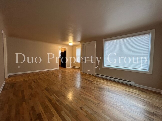 Building Photo - 13th &amp; Chambers