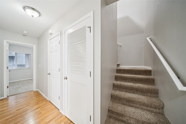 Building Photo - 9905 William Jones Cir