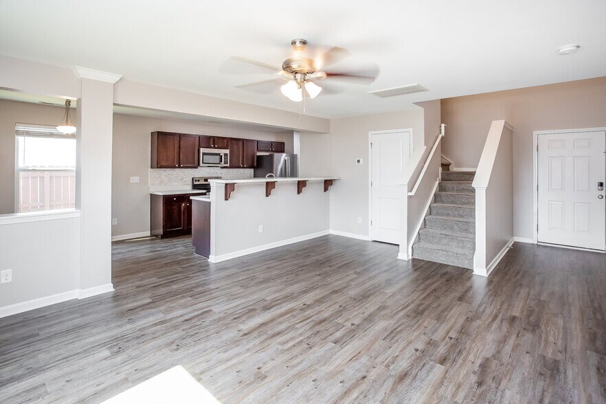 Building Photo - 12521 Palomino Dr