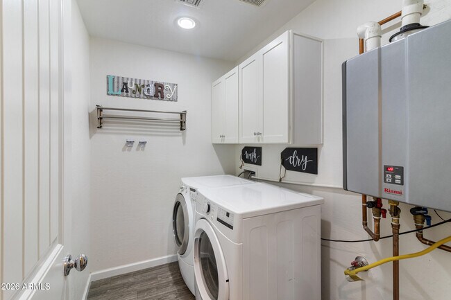 Building Photo - 4014 N 81st St