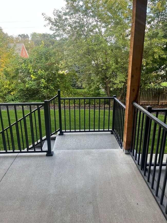 Building Photo - New Construction, 2 bed, 3 bath Row Home, with 2 car garage, fireplace, and rooftop deck!