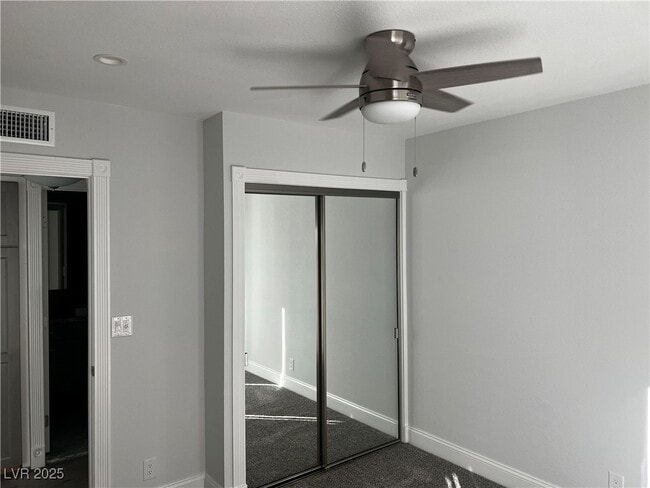 Building Photo - 524 Greenbriar Pl